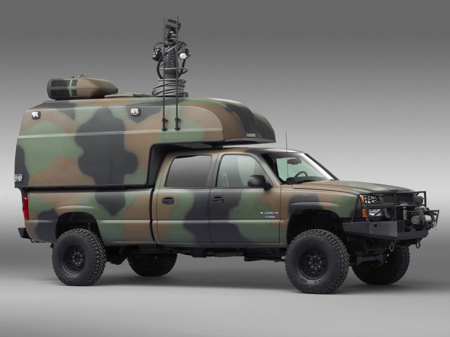  Chevrolet Silverado Military Vehicle 2004 года  (фото 5 из 8)